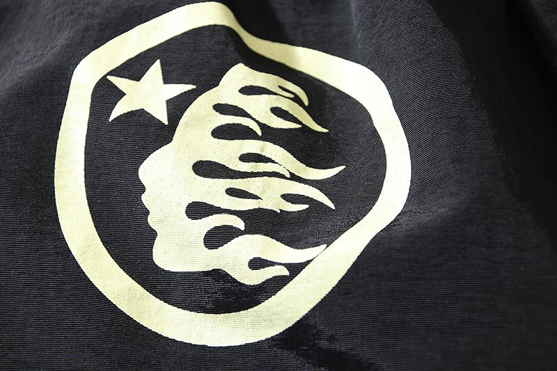 Hellstar Cream Graphic Black Shorts — detail