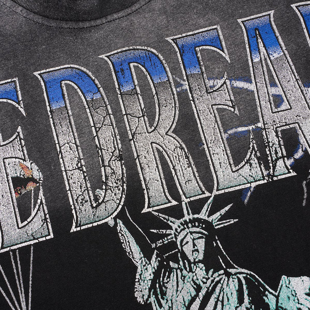 VALLEY Statue of Liberty Parachute Graphic T-Shirt — detail