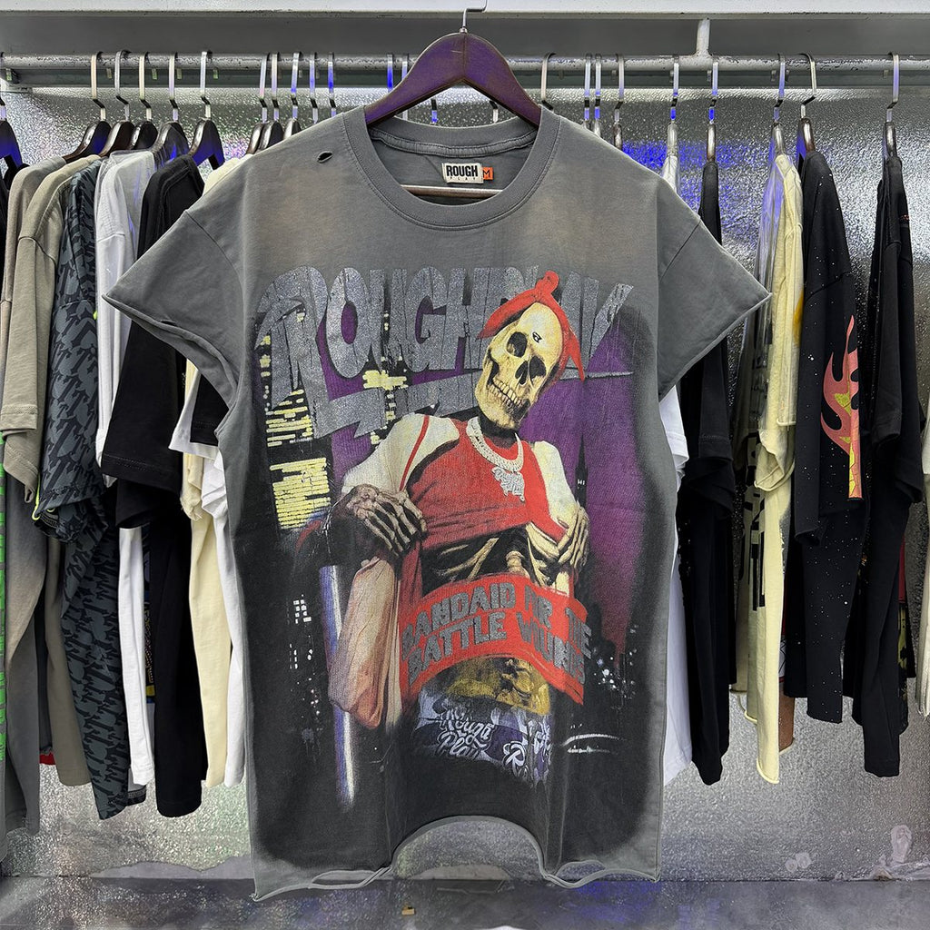 Rough Play Skull Globe Sleeveless T-Shirt — context