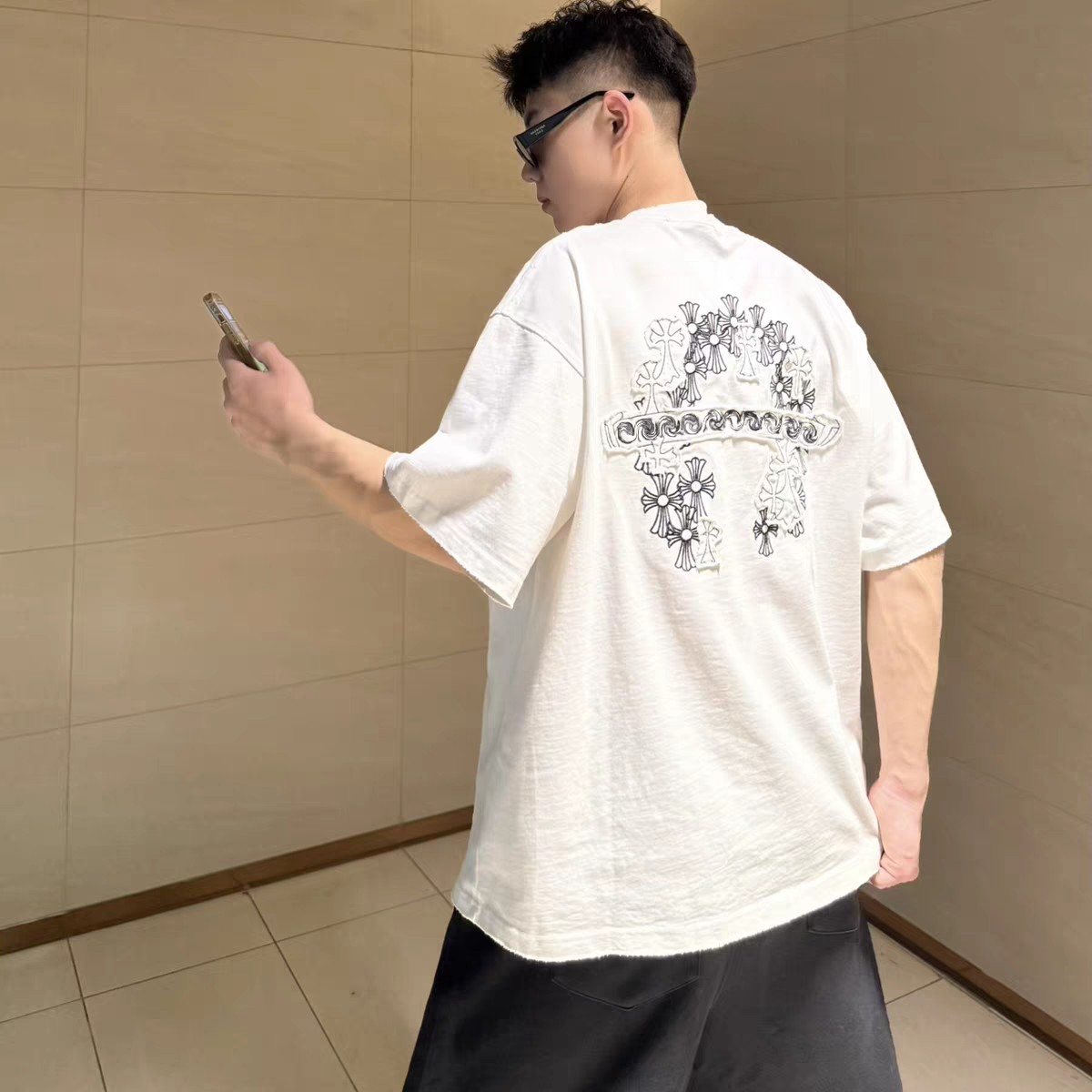 Chrome Hearts Floral Cross Embroidered Graphic T-Shirt — context