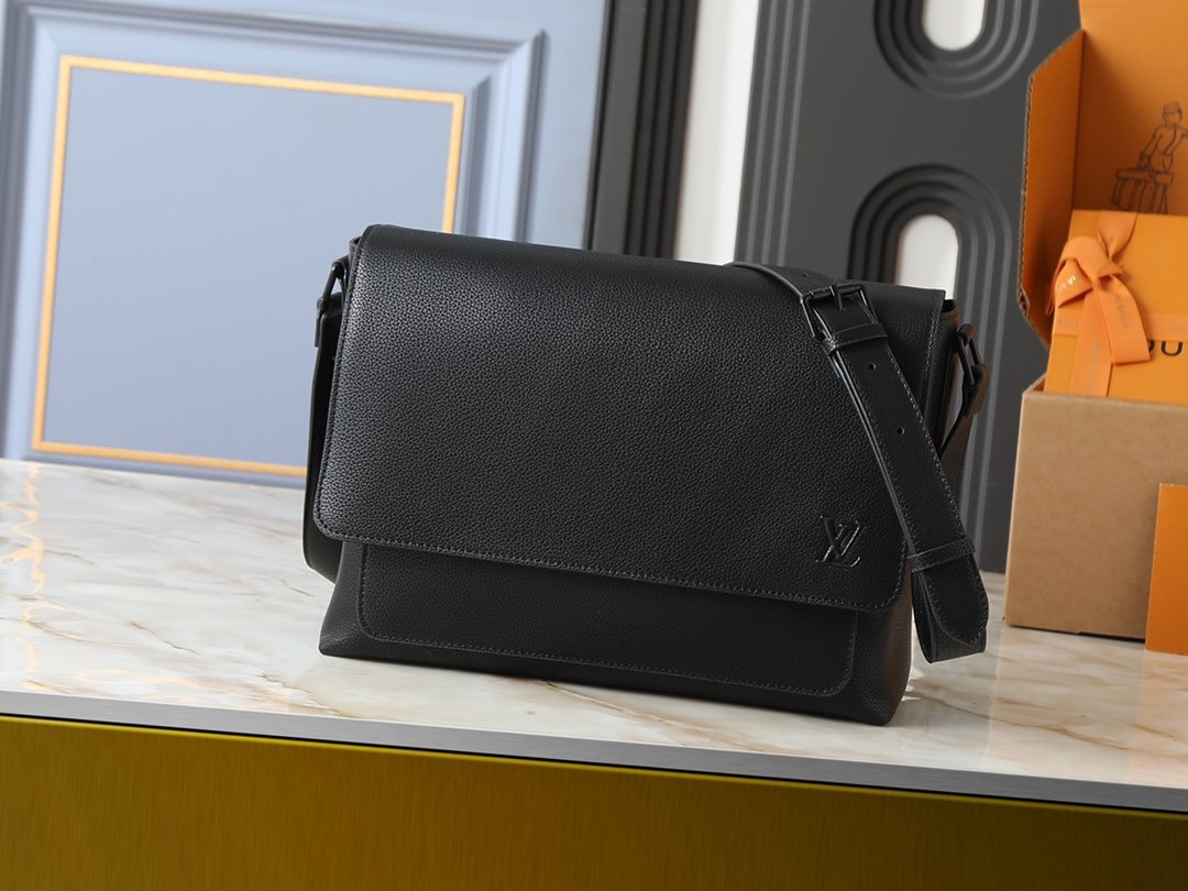 Louis Vuitton Speed Black Leather Messenger Bag — hero