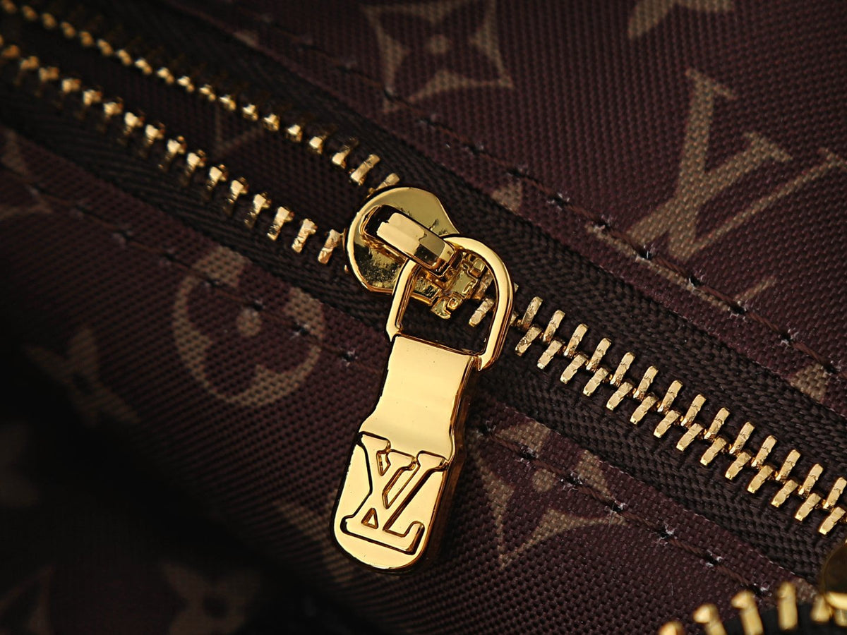 Louis Vuitton Multipass Black Monogram-Accent Handbag — detail