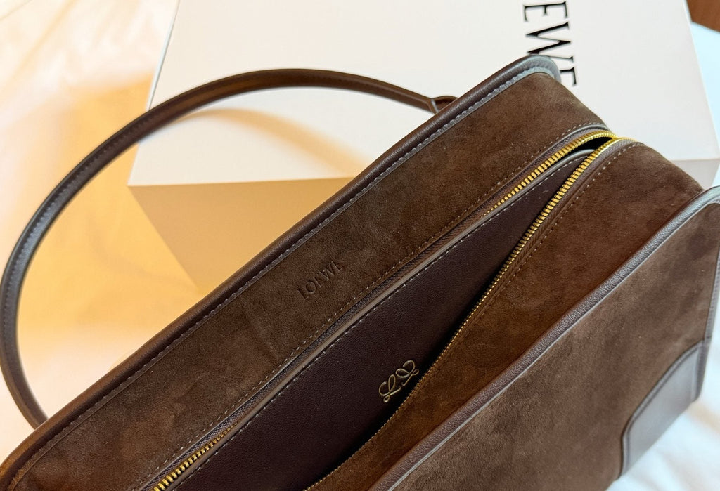 Loewe Amazona180 Top-Handle Shoulder Bag — detail