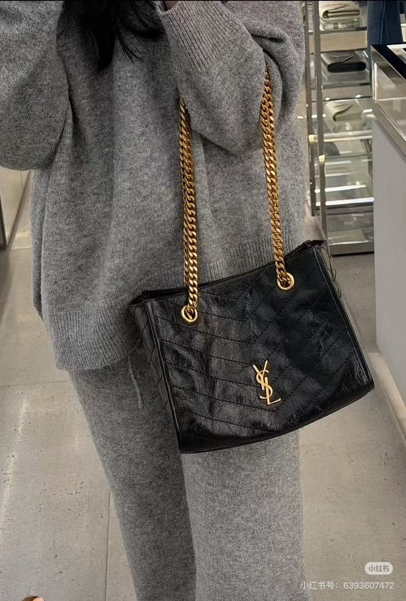 Saint Laurent Niki Shopping Quilted Tote — model
