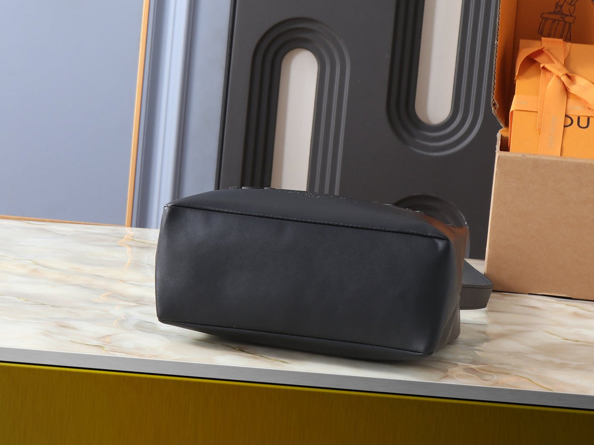 Louis Vuitton Mini Shopper Tote — detail
