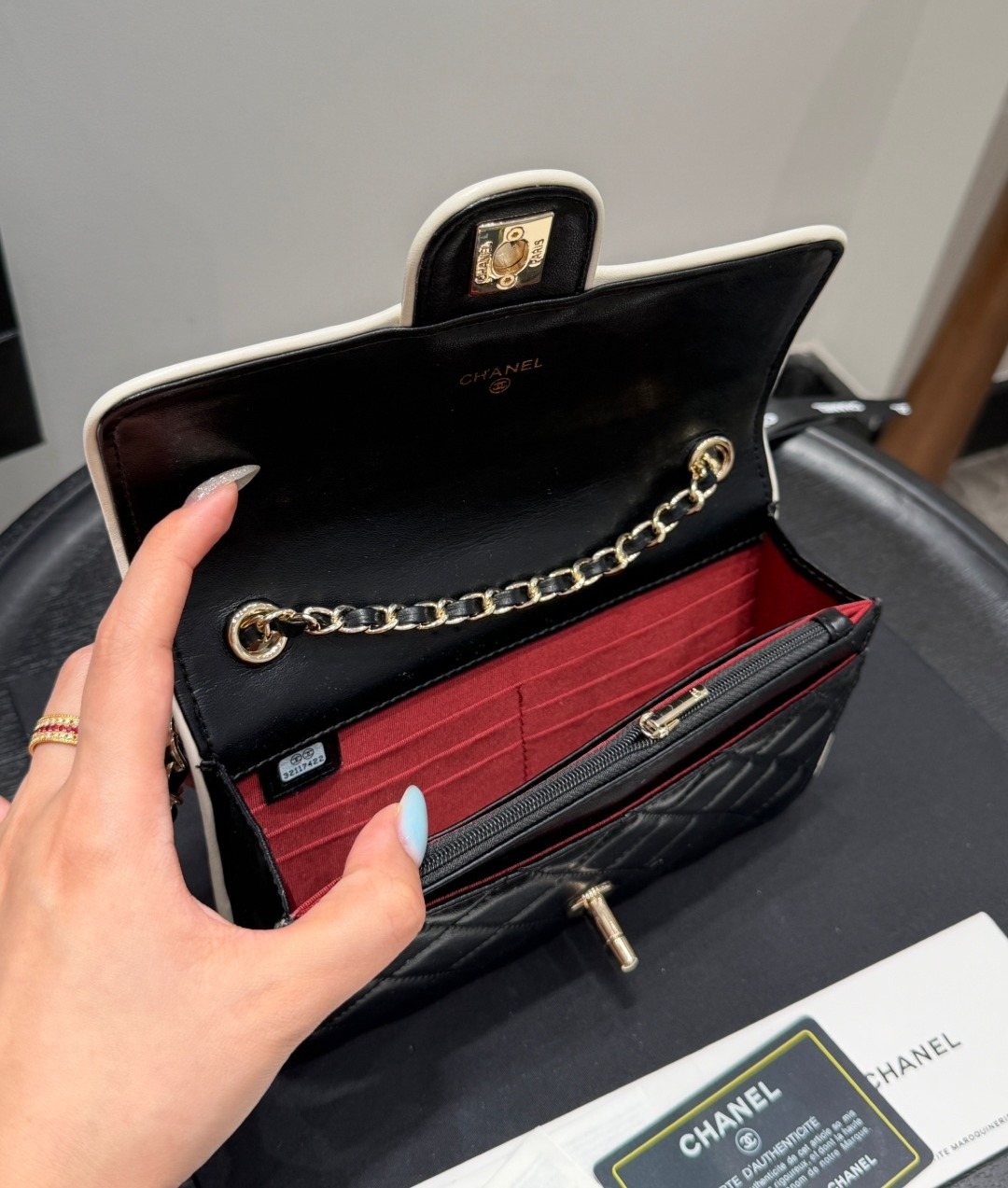 Chanel Quilted Wallet on Chain with Contrast Piping — detail