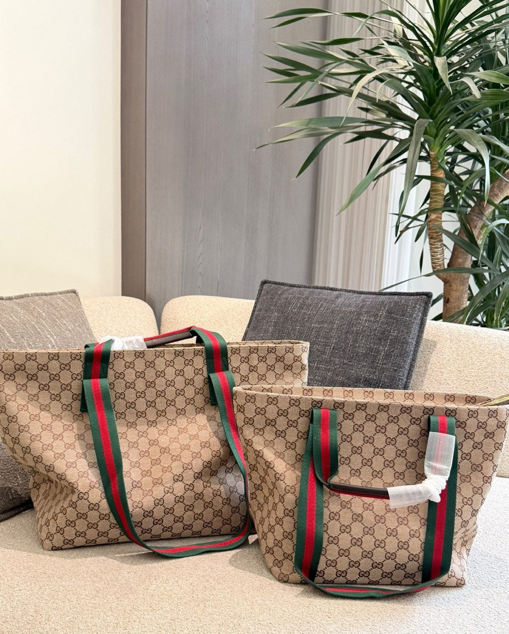 Gucci Giglio GG Monogram Tote Bag — hero