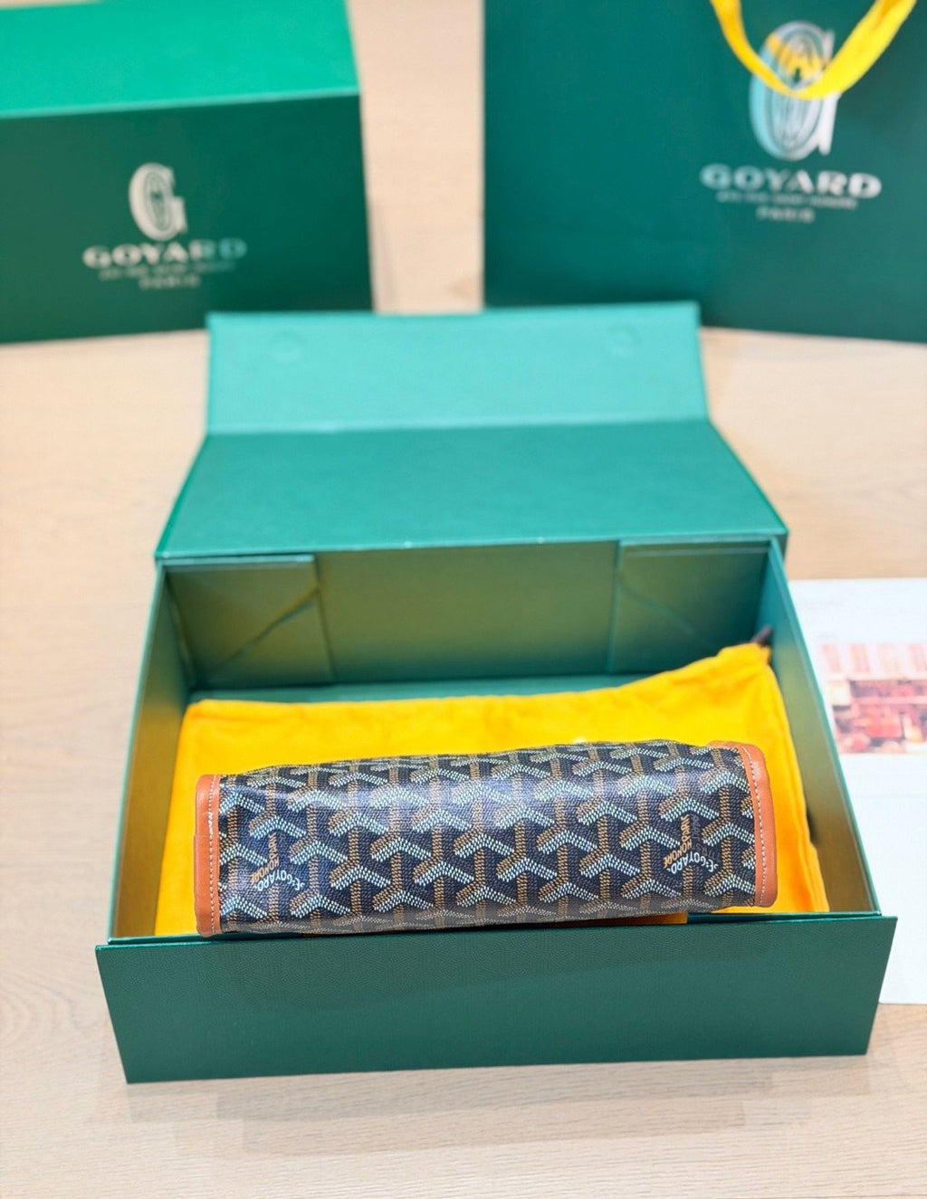 Goyard Patterned Zip Wallet with Front Pocket — detail