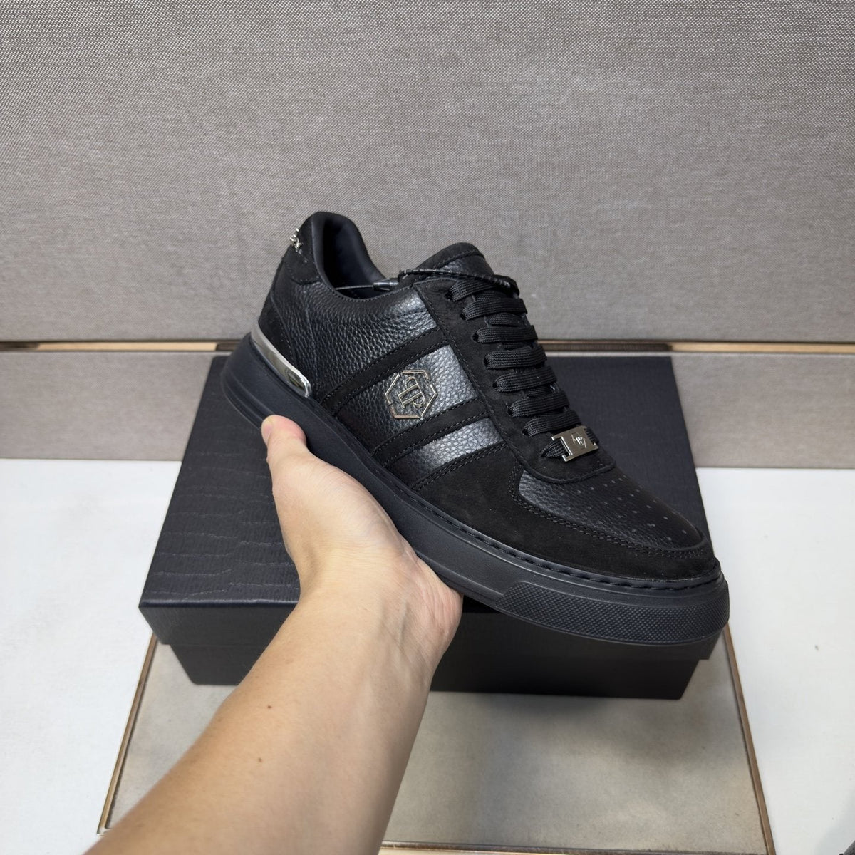 Philipp Plein Men's Paneled Low-Top Sneakers — model