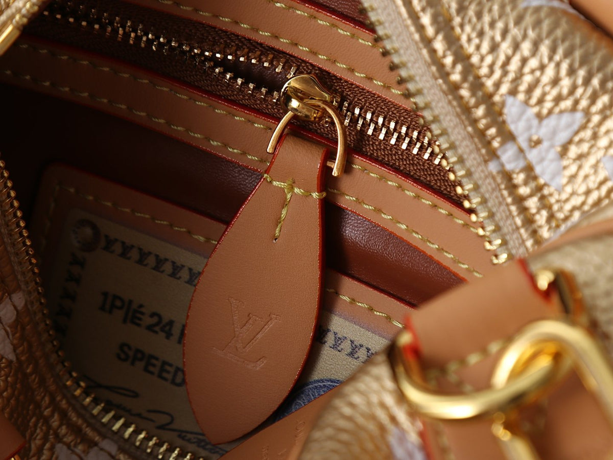 Louis Vuitton Speedy P109 Bandoulière Monogram Bag — detail