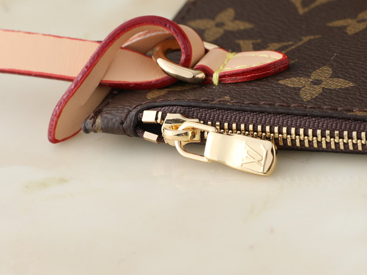 Louis Vuitton Carry It Monogram Animal Artwork Tote — detail