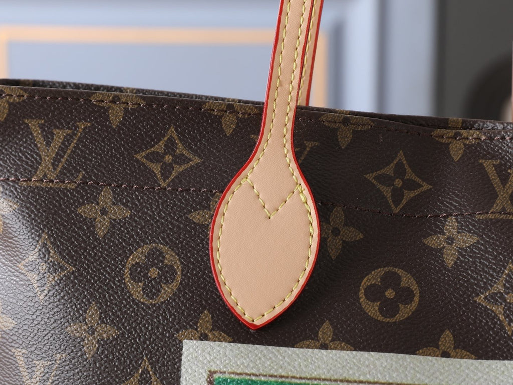 Louis Vuitton Carry It Monogram Animal Artwork Tote — detail