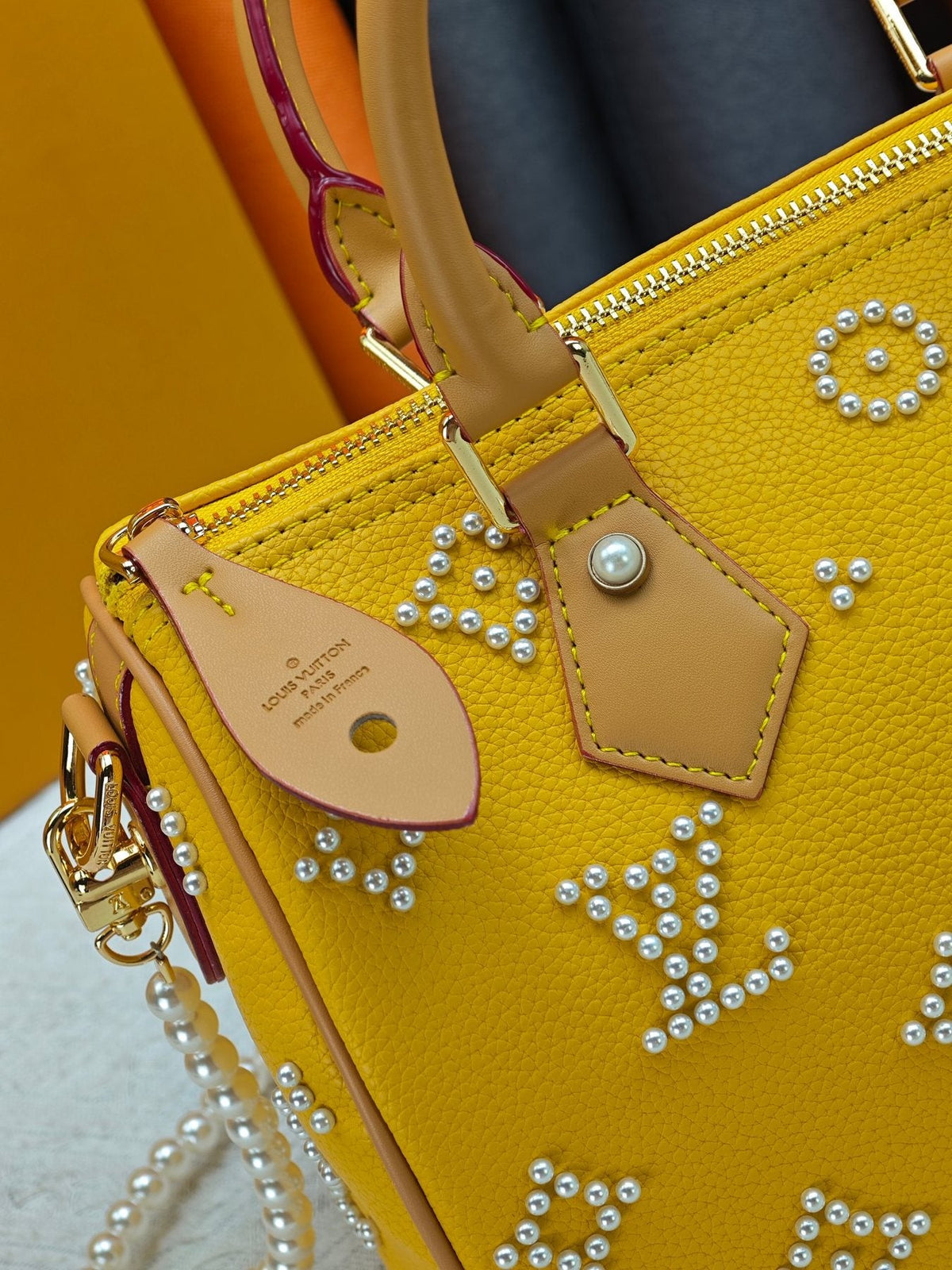 Louis Vuitton Speedy Bandoulière Pearl-Motif Handbag — detail