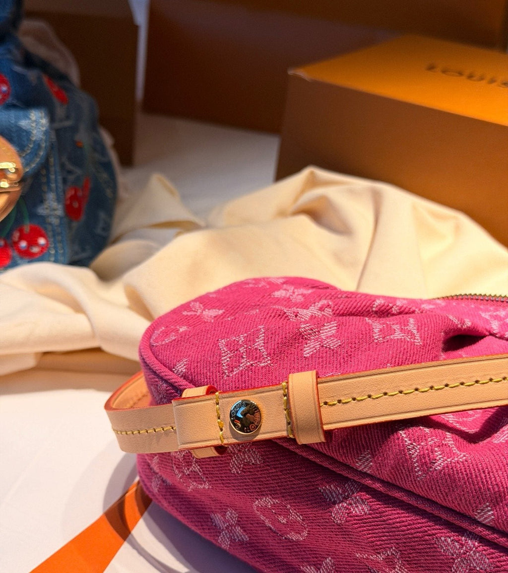 Louis Vuitton Gathered Crescent Shoulder Bag — detail