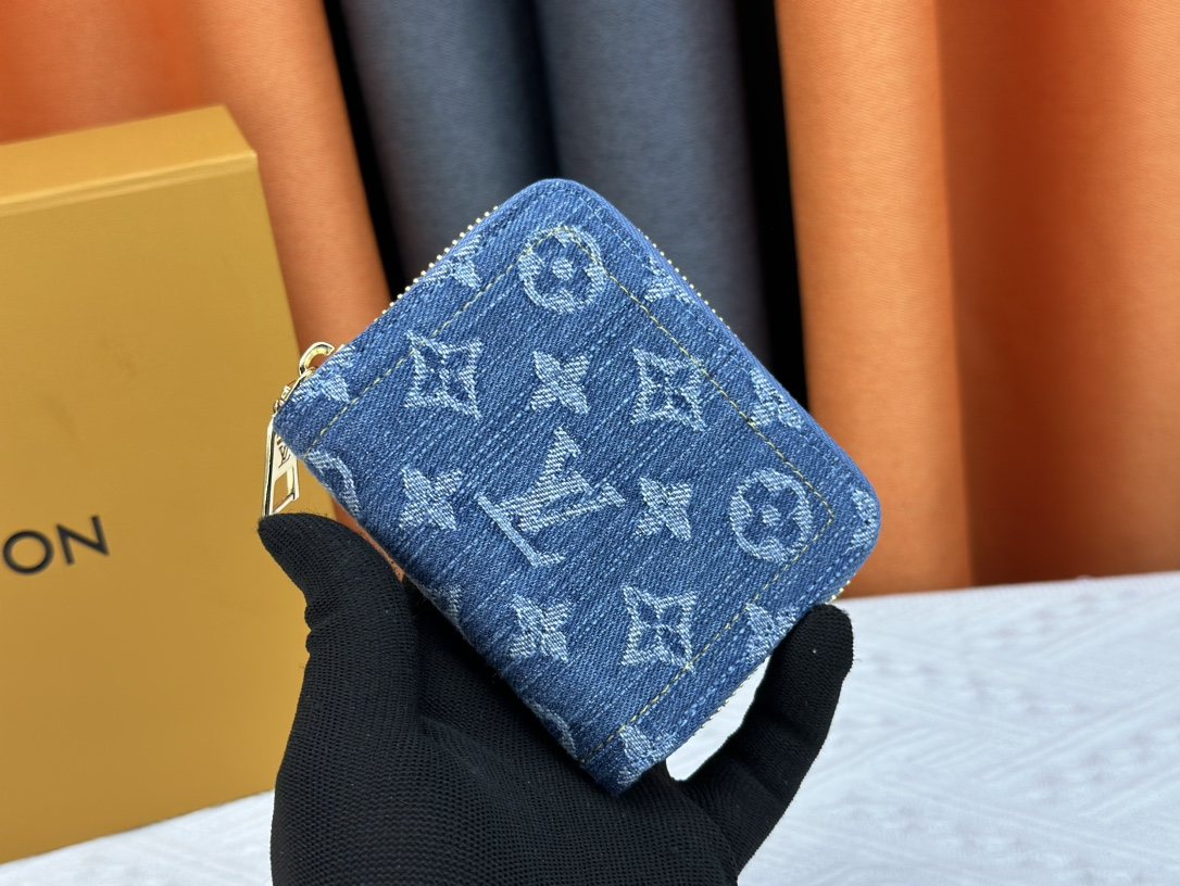 Louis Vuitton Zippy Monogram Denim Coin Purse — hero