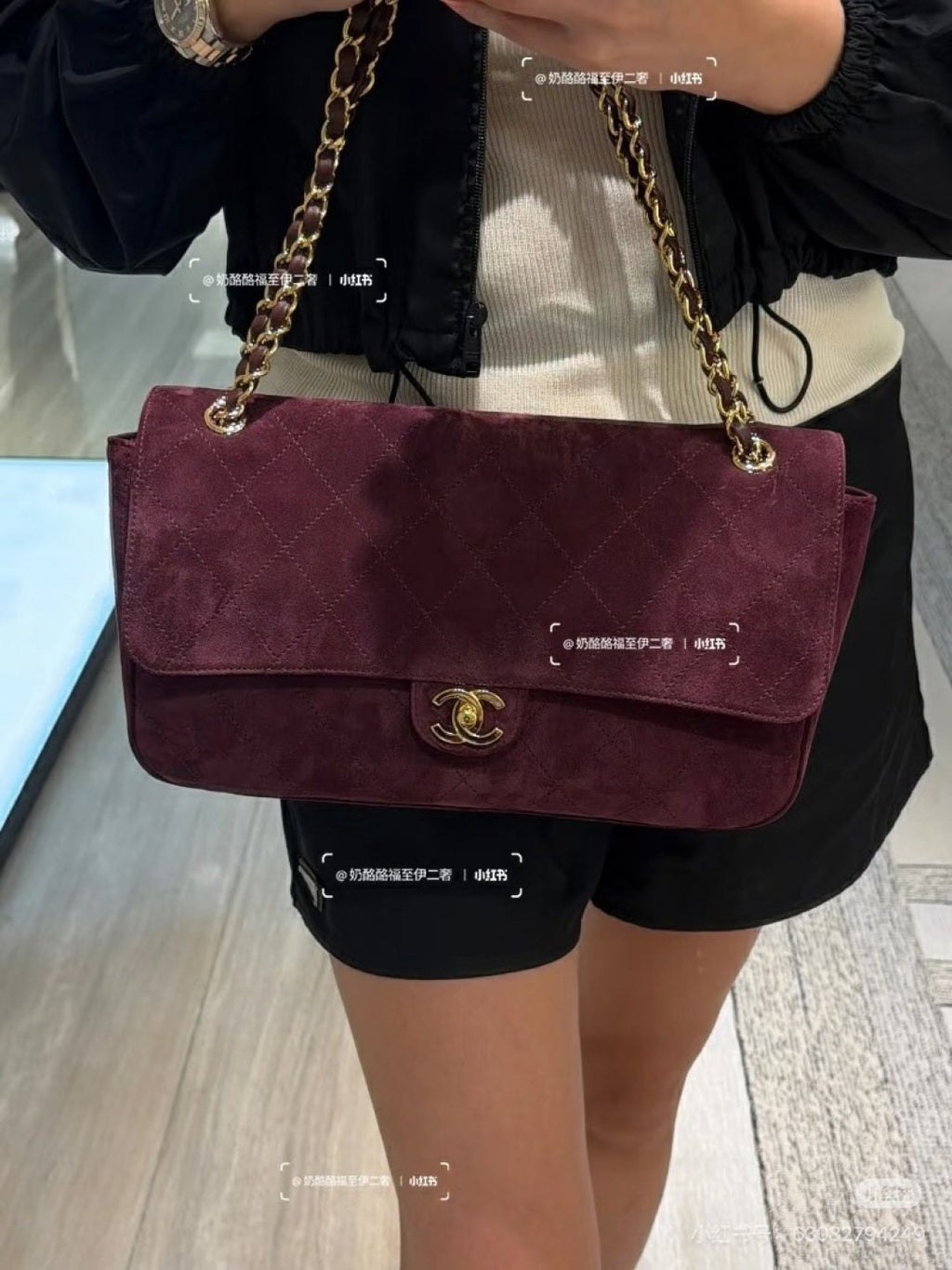 Chanel Maxi Flap Plum Quilted Shoulder Bag — model