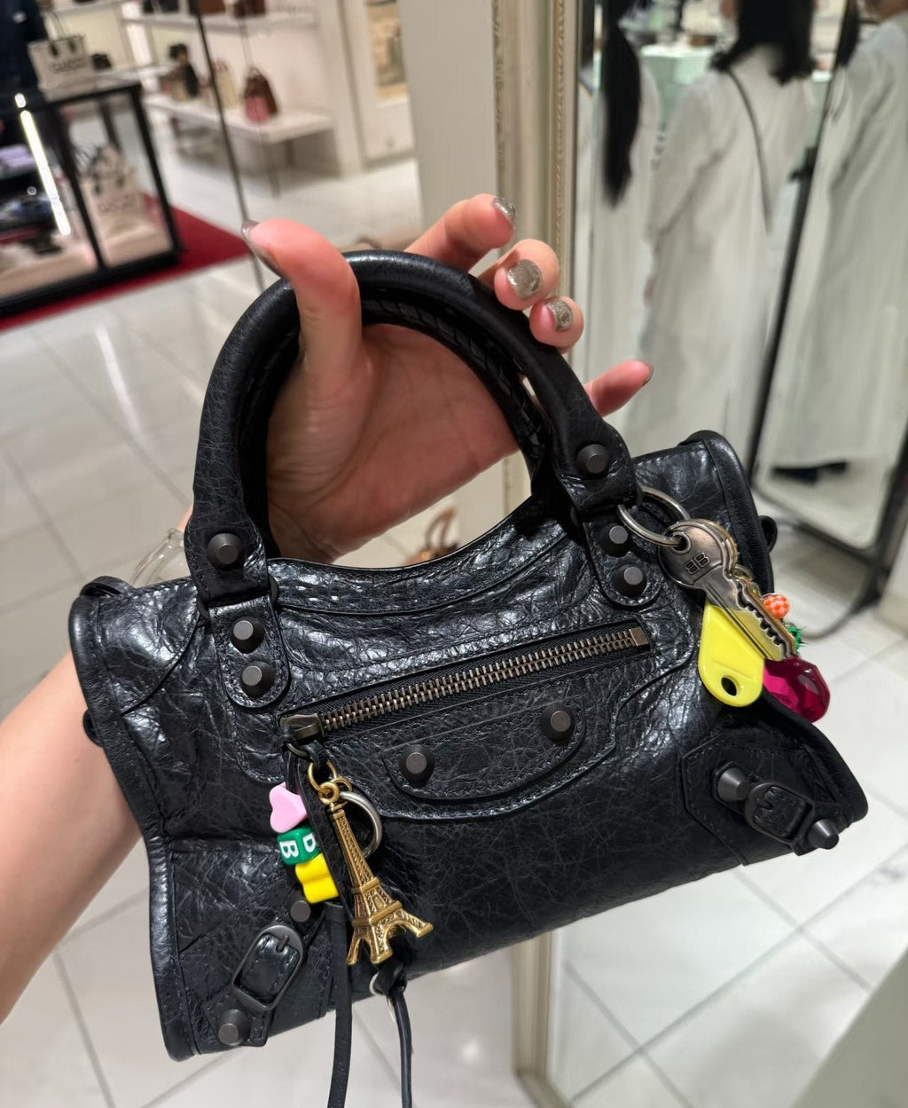Balenciaga Le Cagole Twin-Handle Bag — front