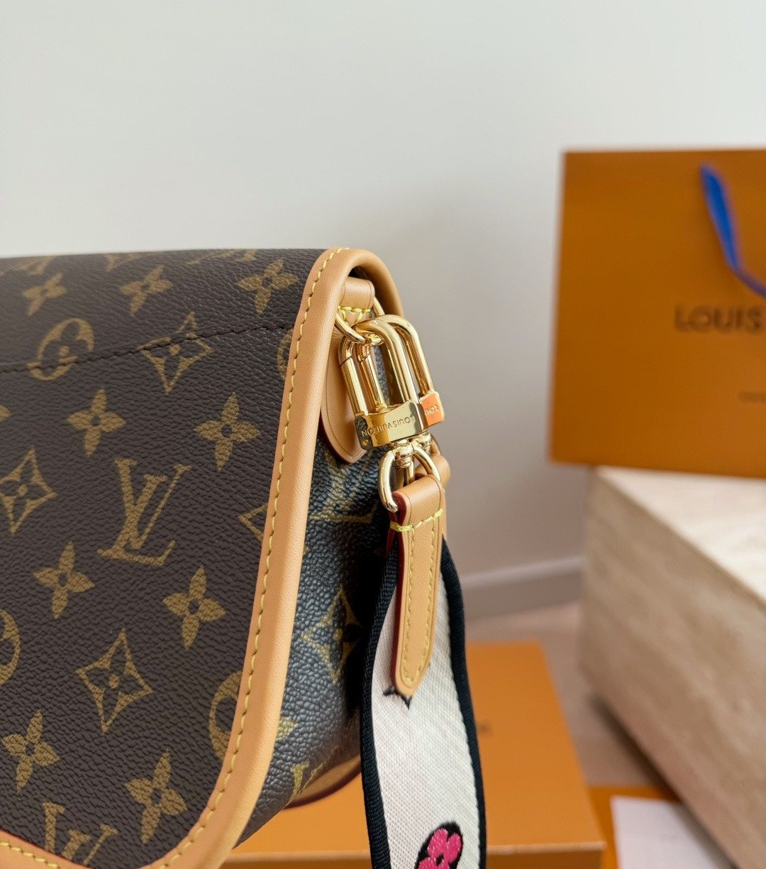 Louis Vuitton Diane Monogram Shoulder Bag — detail