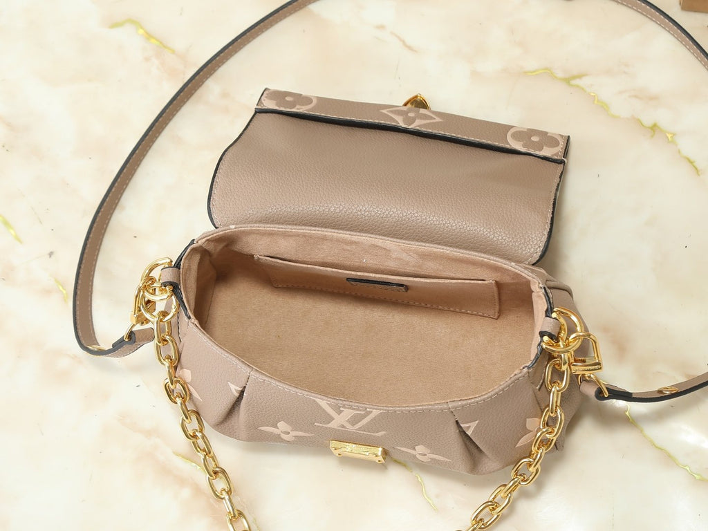 Louis Vuitton Favorite Monogram Empreinte Shoulder Bag — detail
