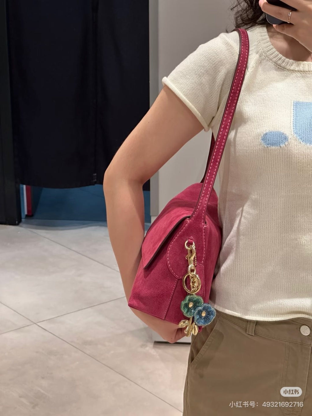 Coach Chelsea Suede Shoulder Bag — model