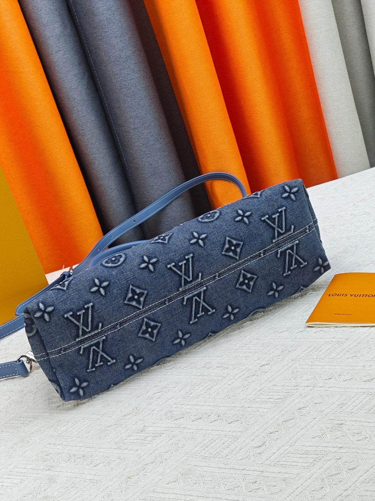 Louis Vuitton Ever More Blue Monogram Handbag — detail